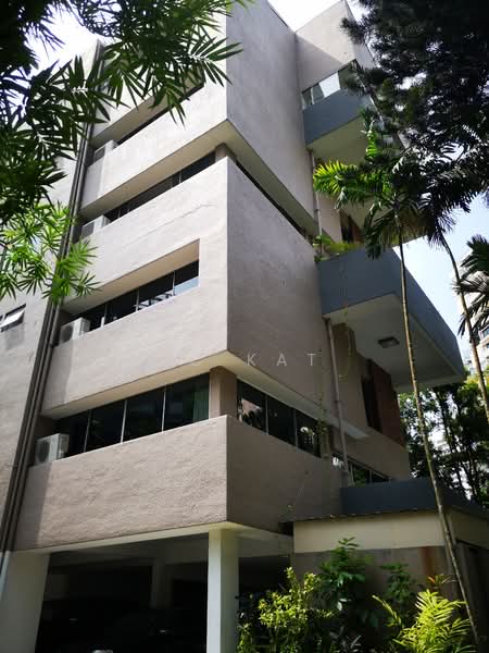 Balmoral Crescent - Newton MRT, , 4 Bedrooms, 3,600 sqft, Apartment For Rent, by PC Kat, 20682944 - PropertyGuru.com.sg