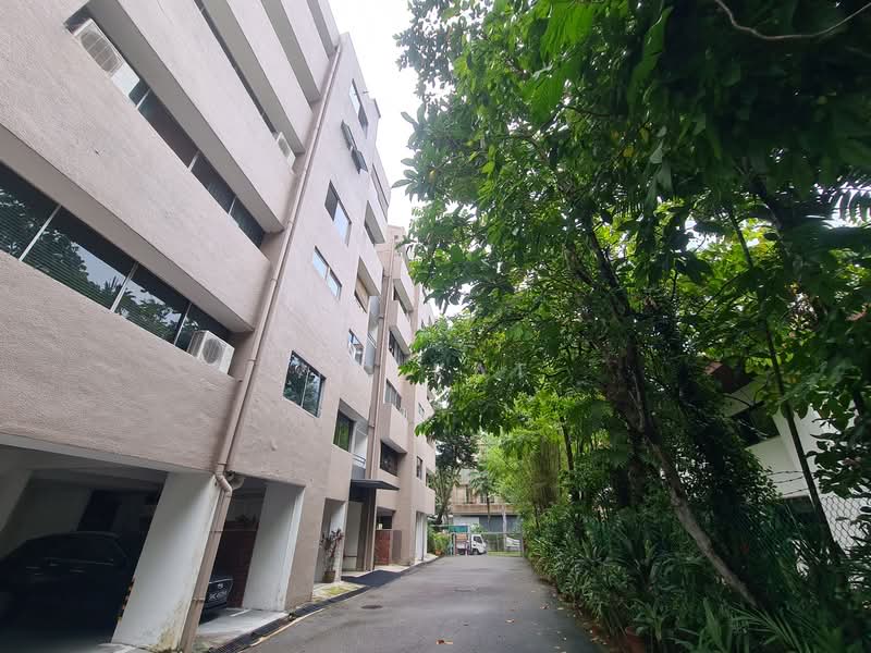 Balmoral Crescent - Newton MRT, , 4 Bedrooms, 3,000 sqft, Apartment For Rent, by PC Kat, 20682944 - PropertyGuru.com.sg