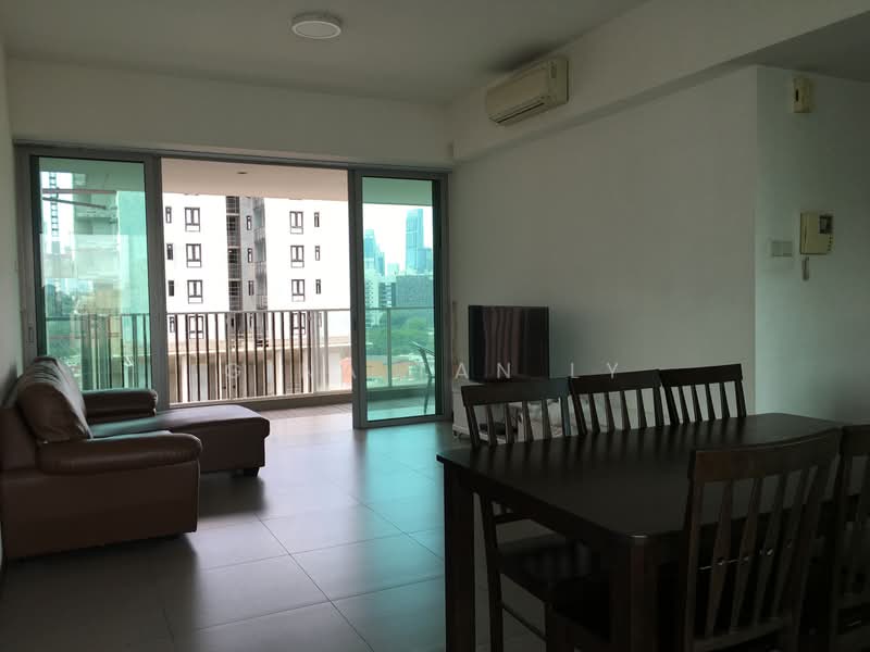 Regency Suites, 36 Kim Tian Road, 3 Bedrooms, 1,421 sqft, Apartment For Rent, by Gina Tan LY, 20683931 - PropertyGuru.com.sg