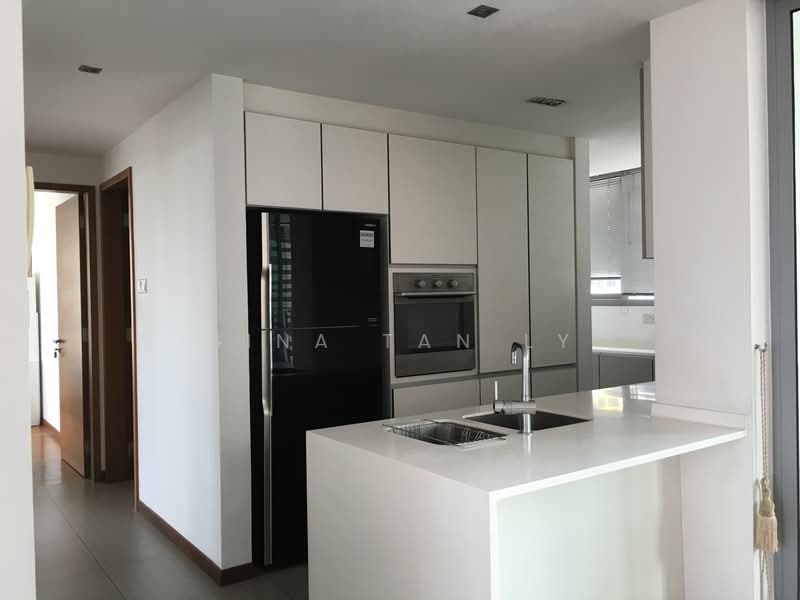 Regency Suites, 36 Kim Tian Road, 3 Bedrooms, 1,421 sqft, Apartment For Rent, by Gina Tan LY, 20683931 - PropertyGuru.com.sg