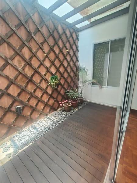 Villa Delle Rose, Taman Nakhoda, Tanglin / Holland / Bukit Timah, 3 Bedrooms, 3,300 sqft, Condominium For Rent, by PC Kat, 20684156 - PropertyGuru.com.sg