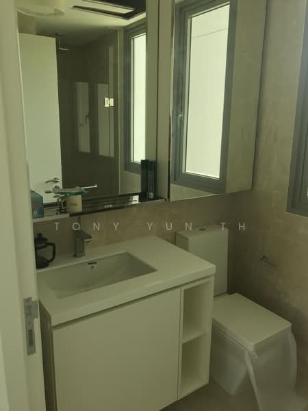 Kingsford Hillview Peak, 105 Hillview Rise, 2 Bedrooms, 786 sqft, Condominium For Rent, by Tony Yun TH, 20684946 - PropertyGuru.com.sg