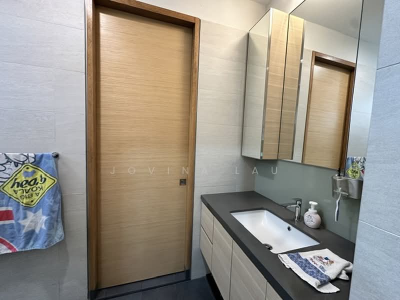19 Balmoral, 19 Balmoral Road, 3 Bedrooms, 1,860 sqft, Condominium For Rent, by Jovina Lau, 20685211 - PropertyGuru.com.sg