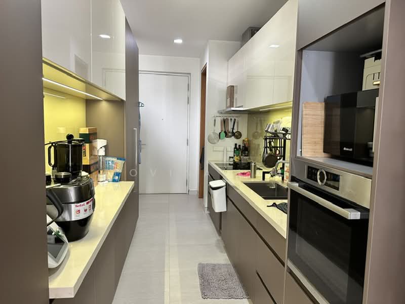 19 Balmoral, 19 Balmoral Road, 3 Bedrooms, 1,860 sqft, Condominium For Rent, by Jovina Lau, 20685211 - PropertyGuru.com.sg