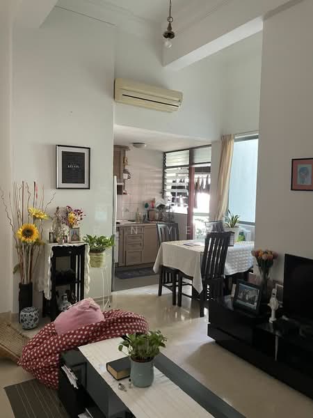 For Rent - Astor Green