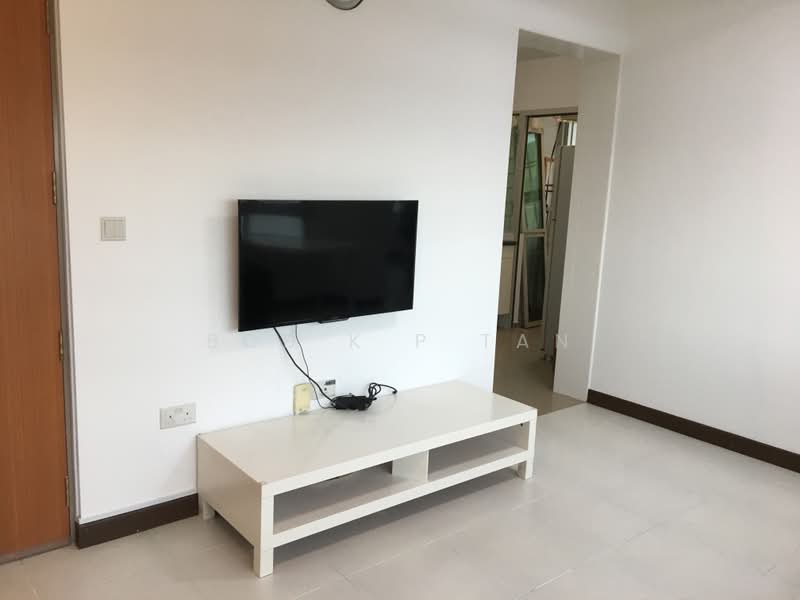 126C Kim Tian Road, 126C Kim Tian Road, 2 Bedrooms, 667 sqft, HDB Flat For Rent, by Bob K P Tan, 20687379 - Living room - PropertyGuru.com.sg