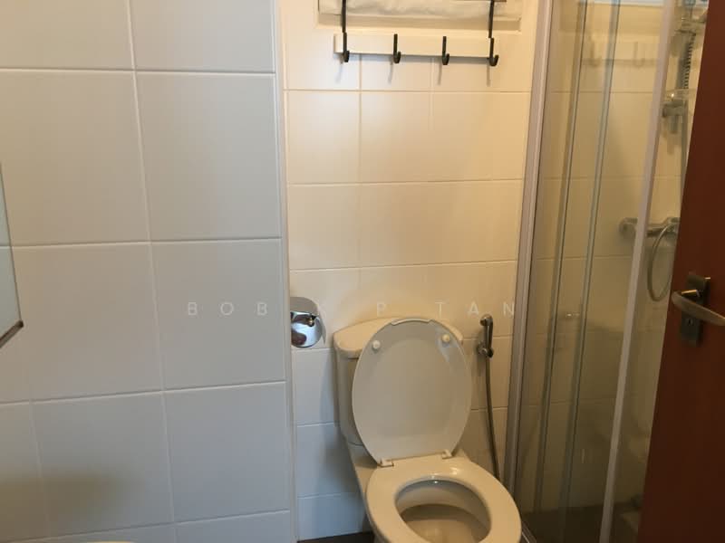 126C Kim Tian Road, 126C Kim Tian Road, 2 Bedrooms, 667 sqft, HDB Flat For Rent, by Bob K P Tan, 20687379 - Common Toilet - PropertyGuru.com.sg