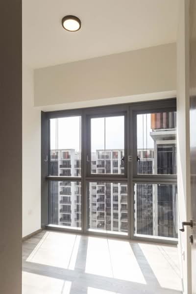 Lakeville, 5 Jurong Lake Link, 3 Bedrooms, 990 sqft, Condominium For Rent, by Joel Wee, 20701636 - PropertyGuru.com.sg
