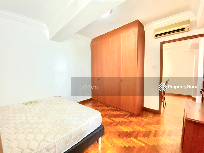 For Rent - Surrey Court