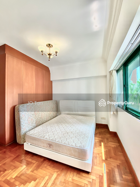 For Rent - Surrey Court