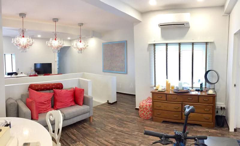 Tiong Bahru Estate, 78 Guan Chuan Street, Alexandra / Commonwealth, 2 Bedrooms, 1,000 sqft, Apartment For Rent, by JO Tan, 20708645 - PropertyGuru.com.sg