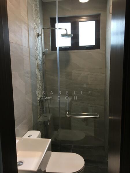 New and modern bathroom!