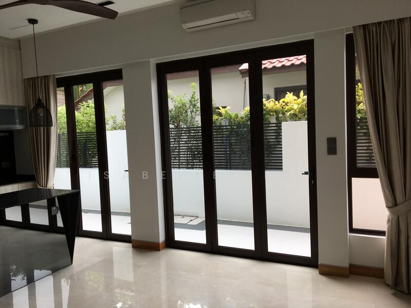 Spacious Dinning area