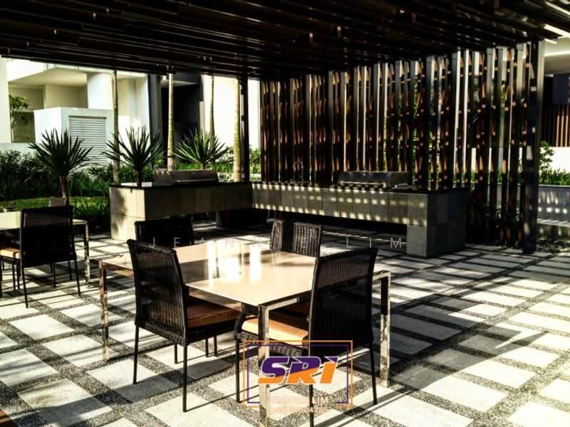 Centennia Suites, 100 Kim Seng Road, Orchard / River Valley, 2 Bedrooms, 1,238 sqft, Condominium For Rent, by Jeannie Lim, 20720765 - PropertyGuru.com.sg