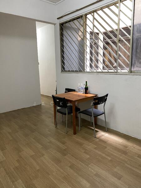 For Rent - 5 hoe Chiang road