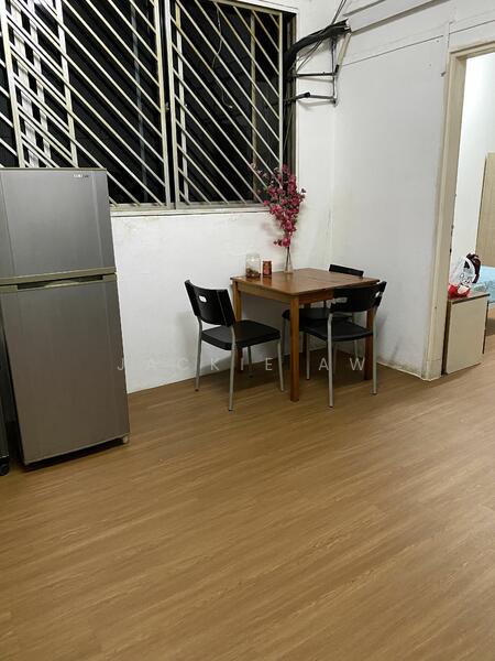 For Rent - 5 hoe Chiang road