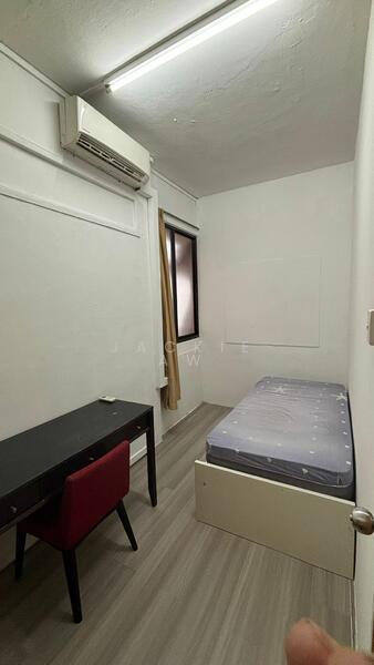 For Rent - 5 hoe Chiang road