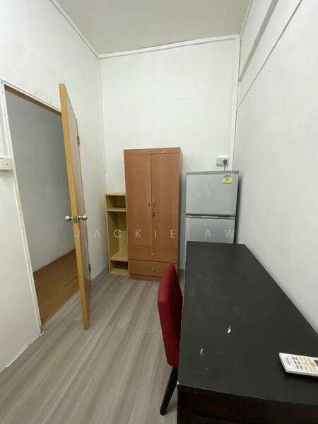 For Rent - 5 hoe Chiang road