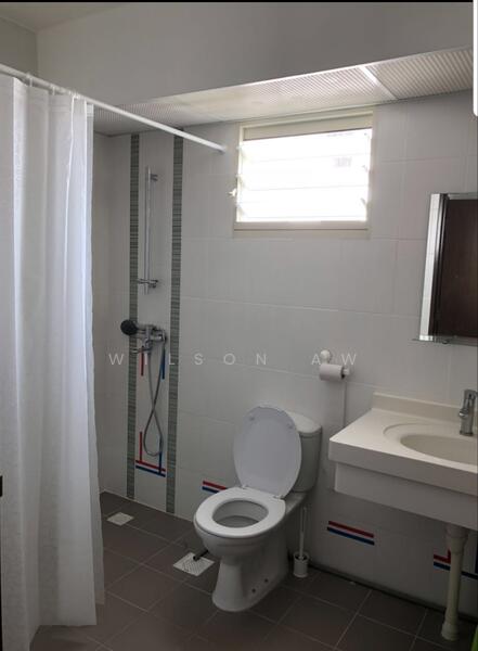 Master Bath Room