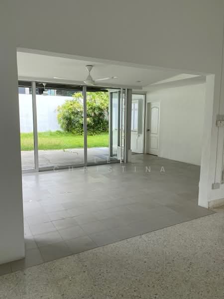 Raffles Park, 50 Oriole Crescent, 4 Bedrooms, 4,200 sqft, Apartment For Rent, by Lee Christina, 20722239 - PropertyGuru.com.sg