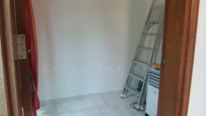 Haigsville, Haigsville Drive, 3 Bedrooms, 2,400 sqft, Condominium For Rent, by Carenline Yeo, 20726314 - Maid room c/w toilet - PropertyGuru.com.sg