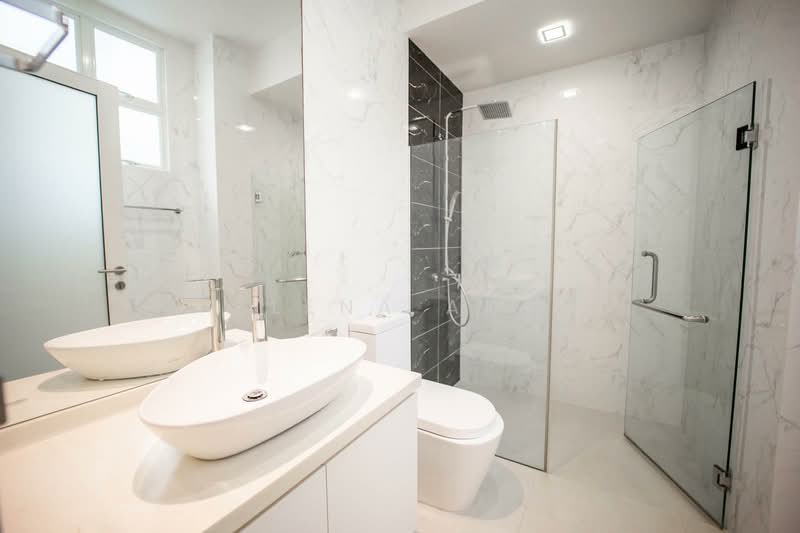 Ensuites bathroom