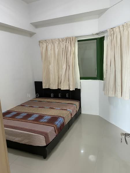 The Aberdeen, 2 Jalan Taman, 4 Bedrooms, 1,302 sqft, Condominium For Rent, by Ng Bee Imm, 20733515 - PropertyGuru.com.sg