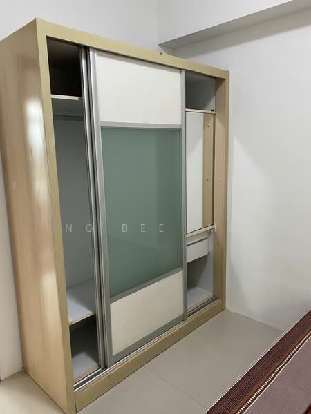 The Aberdeen, 2 Jalan Taman, 4 Bedrooms, 1,302 sqft, Condominium For Rent, by Ng Bee Imm, 20733515 - PropertyGuru.com.sg