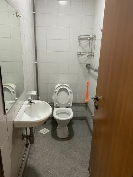 The Aberdeen, 2 Jalan Taman, 4 Bedrooms, 1,302 sqft, Condominium For Rent, by Ng Bee Imm, 20733515 - PropertyGuru.com.sg