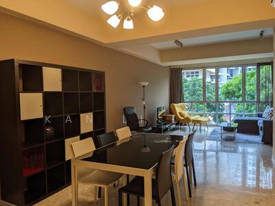 For Rent - UE Square