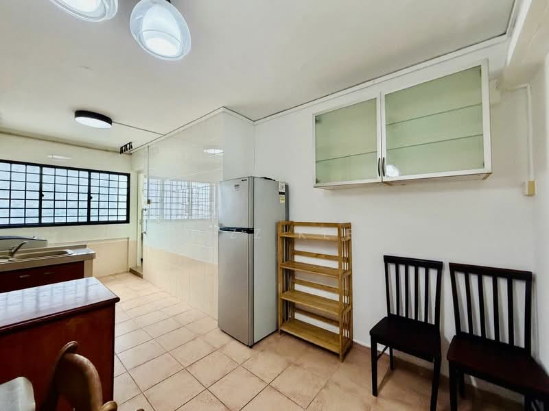 169 Bukit Batok West Avenue 8, 169 Bukit Batok West Avenue 8, 2 Bedrooms, 786 sqft, HDB Flat For Rent, by Jazz Kee, 20747753 - PropertyGuru.com.sg