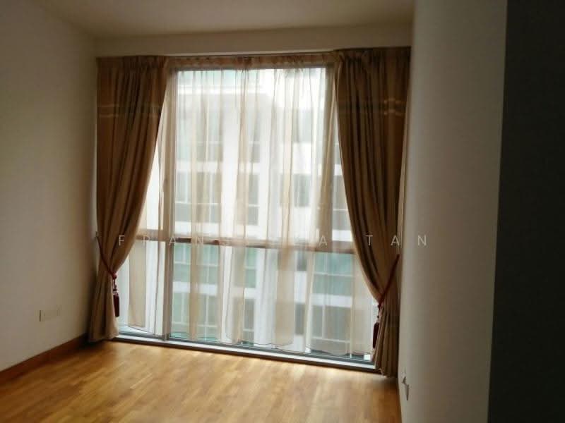 High Floor good size bedroom
