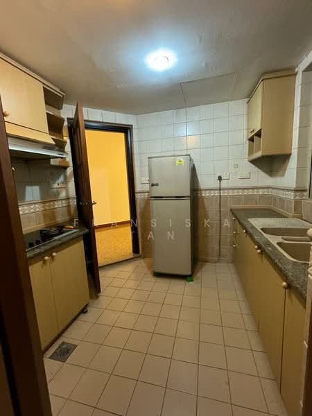 The Bayshore, 22 Bayshore Road, 2 Bedrooms, 926 sqft, Condominium For Rent, by Fransiska Tan, 20754642 - PropertyGuru.com.sg