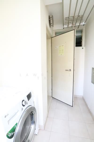 Rio Vista, 28 Upper Serangoon View, 2 Bedrooms, 1,065 sqft, Condominium For Rent, by Lawrence Tan, 20757171 - PropertyGuru.com.sg