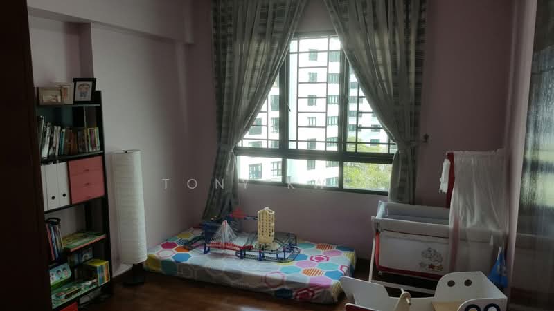 Woodsvale, 1 Woodlands Drive 72, 3 Bedrooms, 1,227 sqft, Condominium For Rent, by Tony Kwek, 20759201 - PropertyGuru.com.sg