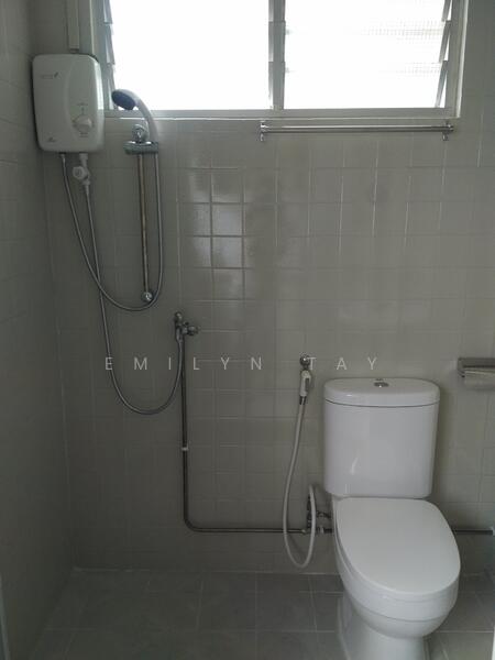 For Rent - 515 Hougang Avenue 10