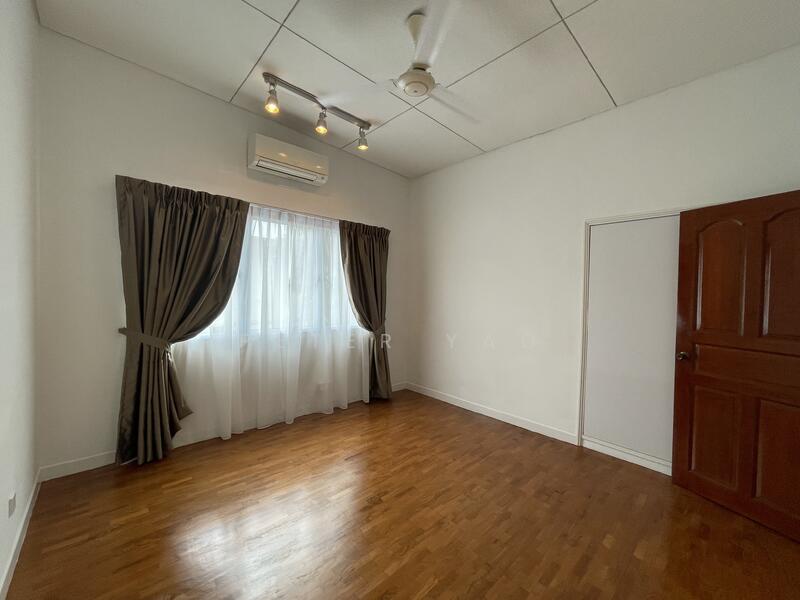 For Rent - Tropical Resort Style Bungalow, Huge Garden and Pool along Sunset Drive