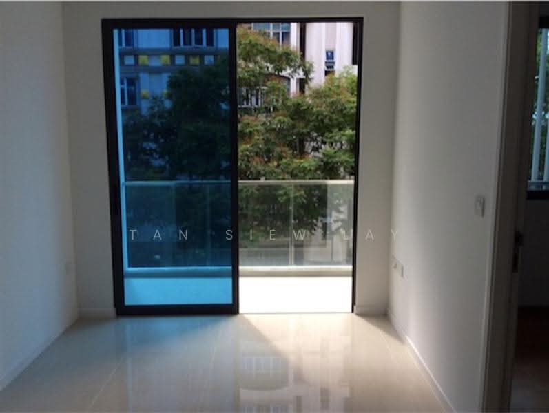 Rezi 3Two, 48 Lorong 32 Geylang, Eunos / Geylang / Paya Lebar, 1 Bedroom, 463 sqft, Apartment For Rent, by Tan Siew Lay, 20769060 - Living area & balcony - PropertyGuru.com.sg