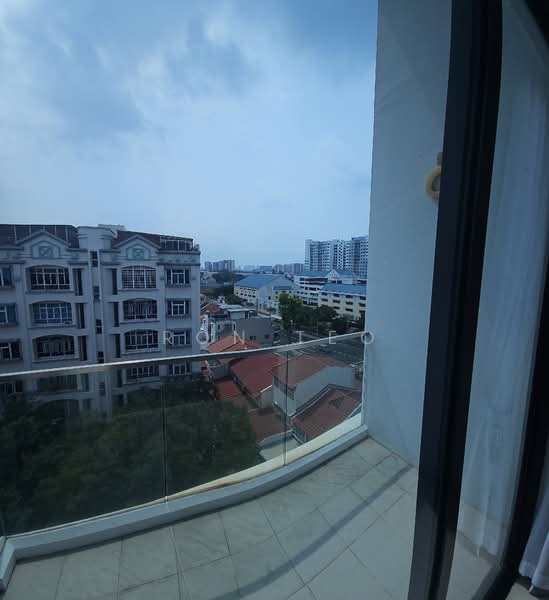 Rezi 3Two, 48 Lorong 32 Geylang, 2 Bedrooms, 452 sqft, Apartment For Rent, by Ron Teo, 20769935 - PropertyGuru.com.sg