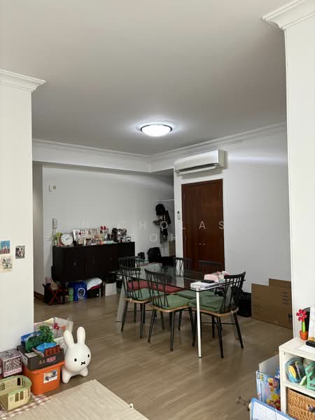 Tanglin View, 152 Prince Charles Crescent, 3 Bedrooms, 1,163 sqft, Condominium For Rent, by Nicholas Goh, 20771140 - PropertyGuru.com.sg