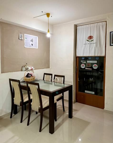 9 Haig Road, 9 Haig Road, 2 Bedrooms, 635 sqft, HDB Flat For Rent, by Florence Lim, 20780852 - PropertyGuru.com.sg