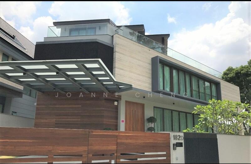 Beautiful Bungalow with pool home lift 5brm + music room, Lornie Road, 5 Bedrooms, 9,200 sqft, Bungalow House For Rent, by Joanne Cheng, 20788512 - PropertyGuru.com.sg