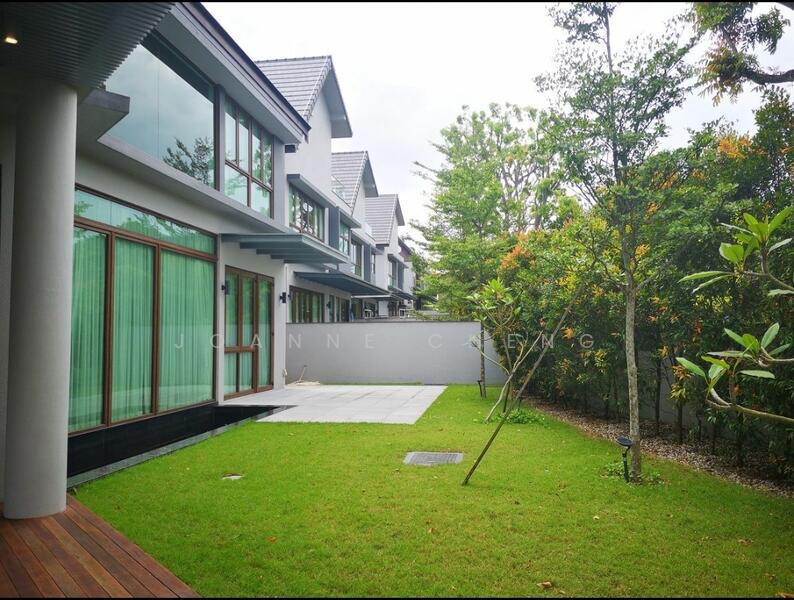 Beautiful Bungalow with pool home lift 5brm + music room, Lornie Road, 5 Bedrooms, 9,200 sqft, Bungalow House For Rent, by Joanne Cheng, 20788512 - PropertyGuru.com.sg