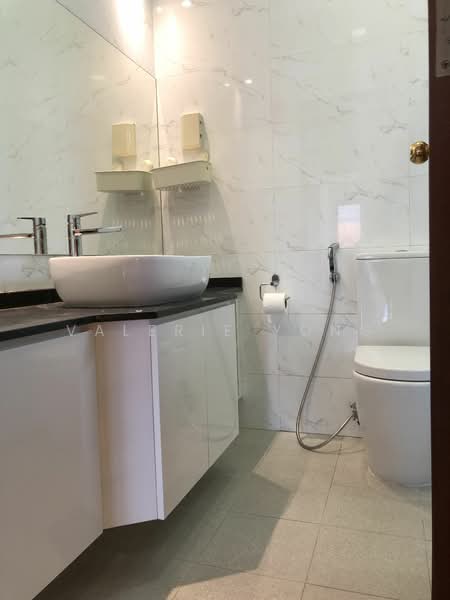 Thomson Garden Estate, Jalan Chegar, 4 Bedrooms, 1,700 sqft, Terraced House For Rent, by Valerie Yong, 20798665 - PropertyGuru.com.sg