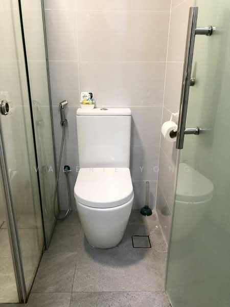 Thomson Garden Estate, Jalan Chegar, 4 Bedrooms, 1,700 sqft, Terraced House For Rent, by Valerie Yong, 20798665 - PropertyGuru.com.sg