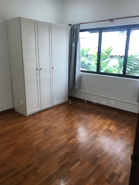 Thomson Garden Estate, Jalan Chegar, 4 Bedrooms, 1,700 sqft, Terraced House For Rent, by Valerie Yong, 20798665 - PropertyGuru.com.sg