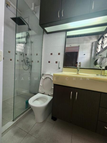 For Rent - 225B Compassvale Walk