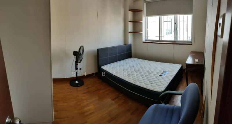 2nd bedroom (under renovation)