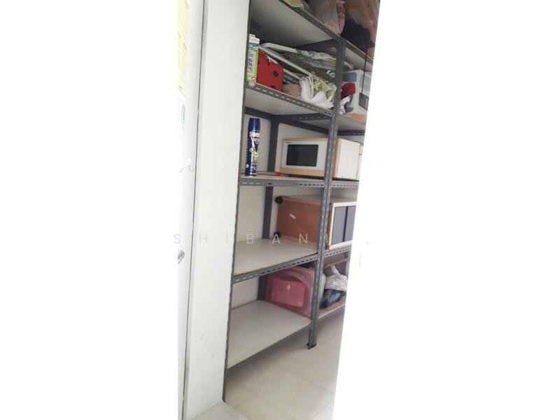 Store / House shelter