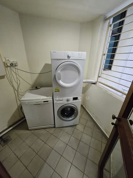 Valley Park, 473 River Valley Road, 3 Bedrooms, 1,356 sqft, Condominium For Rent, by Joe Sim, 20815632 - PropertyGuru.com.sg